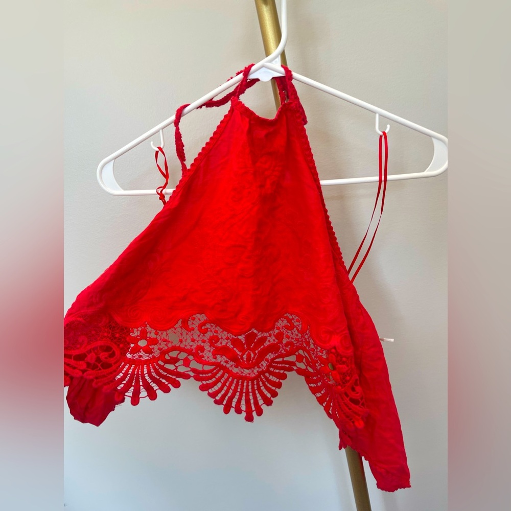 Kimchi Blue Red Halter tie crochet crop top, size small